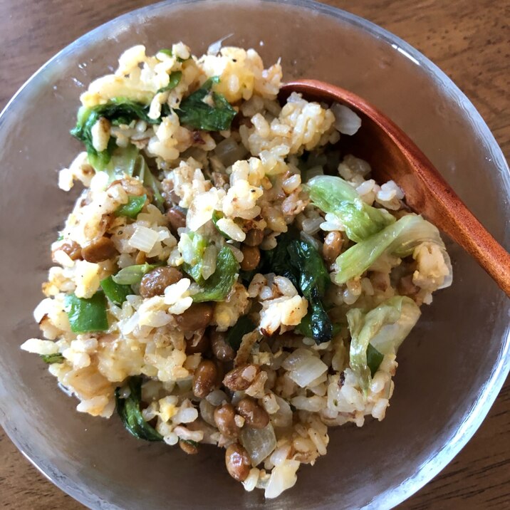 簡単で美味しい!納豆レタスチャーハン